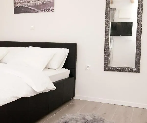 Διαμέρισμα Tara